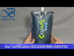 Fabrikant van maatwerk vloeistofzakken met schenktuit