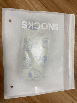 Fabriek Groothandel Goedkoop Luxe T-Shirt Papierzak Voor Met Kleine Ronde Gaten