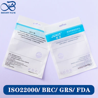 Milieuvriendelijke op maat gemaakte bedrukte afsluitbare plastic zakken met ritssluiting voor elektronische producten, verpakt met transparante vensters.