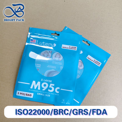 Aanpasbare bedrukte verpakkingen met drie zijden sluiting voor medische maskers met transparant venster. Kortingen bij bulkbestellingen.