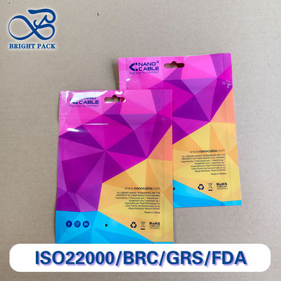 Transparante vensterverzegelde zakken Persoonlijk afdrukken Bulk kortingen voor verpakking van elektronische accessoires.